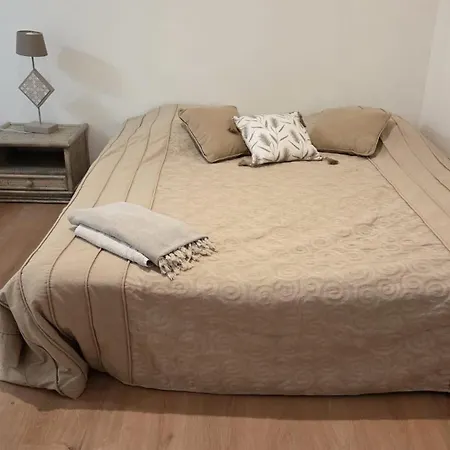 Pavillon En Pleine Nature Brains-sur-Gee